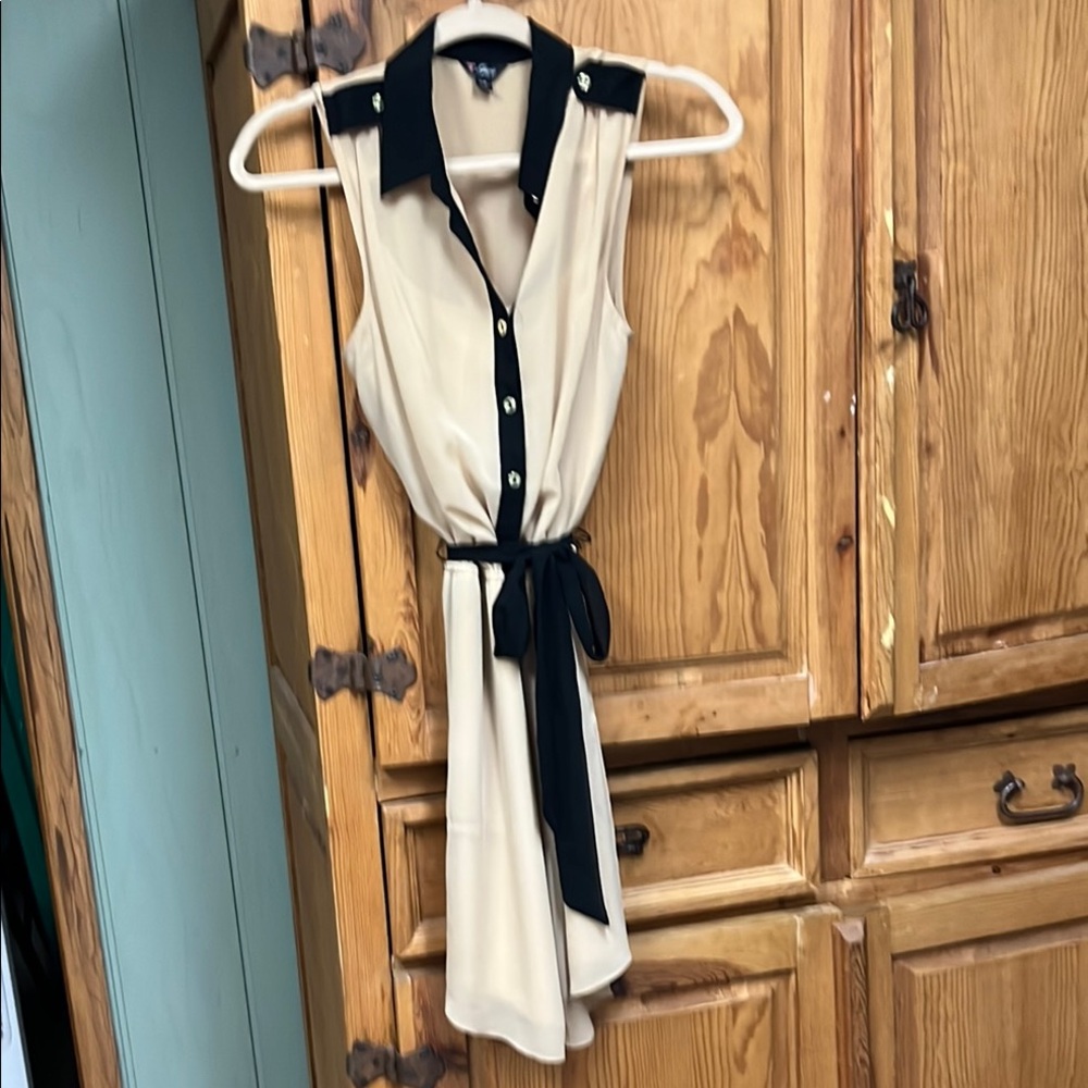 Guess Cream and Black Collar Mini Sundress